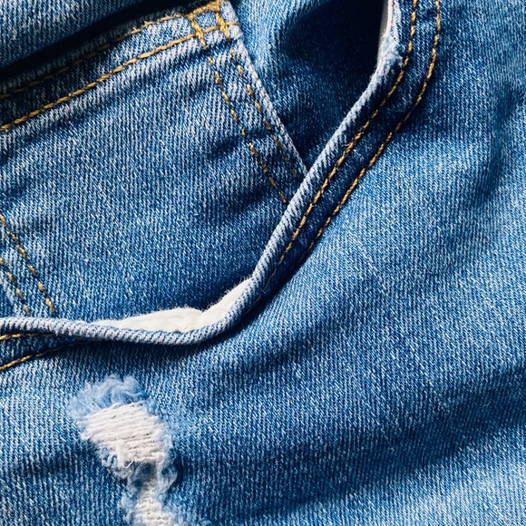 Universal Threads Light washed high rise midi shorts - Picture 13 of 13